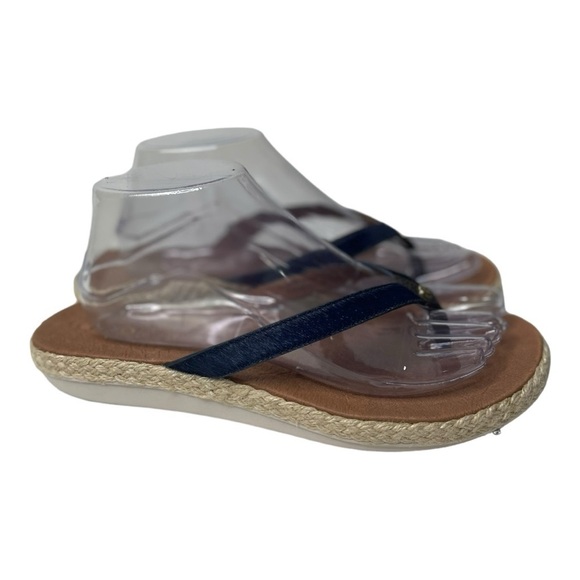 Tommy Bahama Relaxology Women’s Ionna Navy Blue Leather/Mohair Sandals - Picture 1 of 10